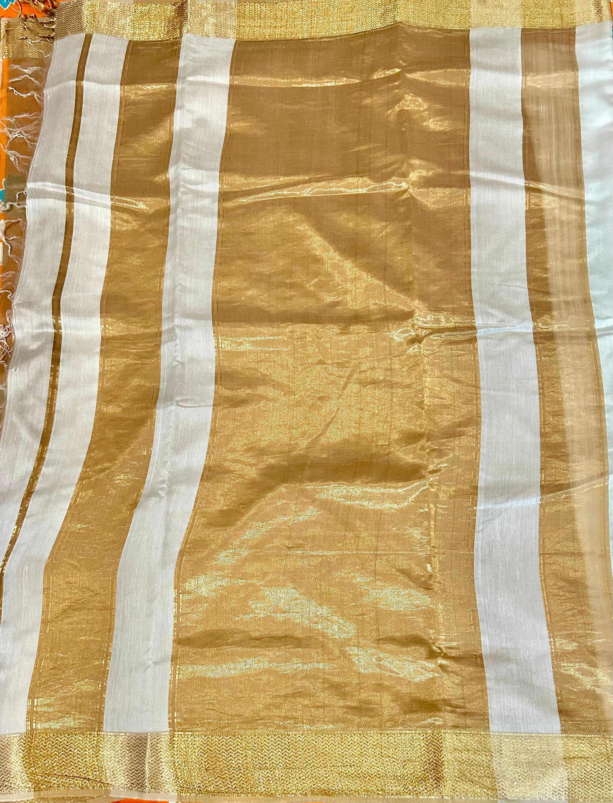 Golden zari border maheshwari