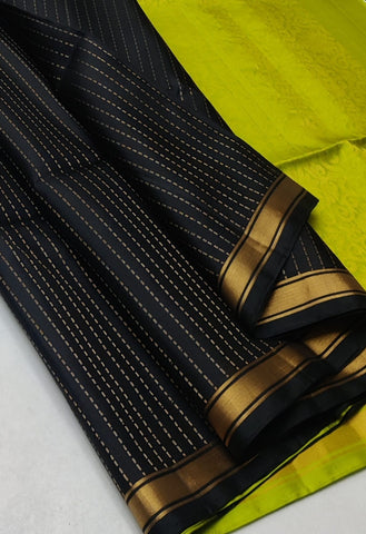 Striped body with small border kanjivaram