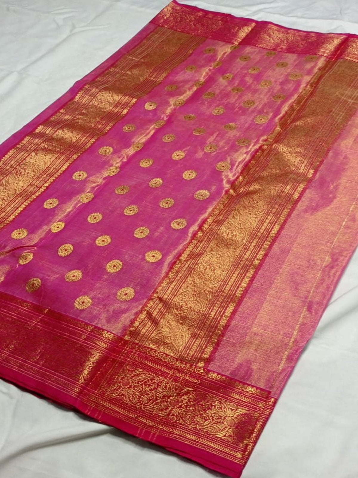 Meenakari Butti Kataan Tissue