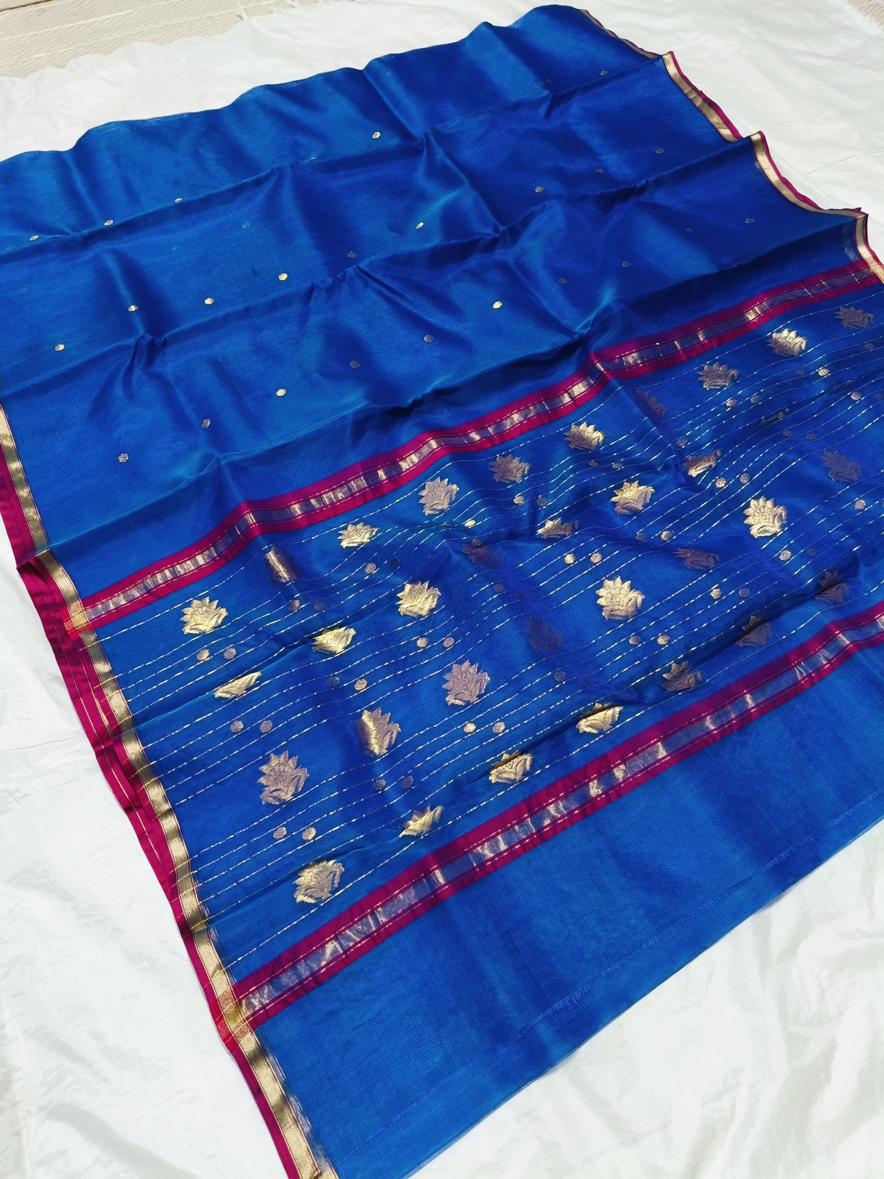 Small border kataan silk