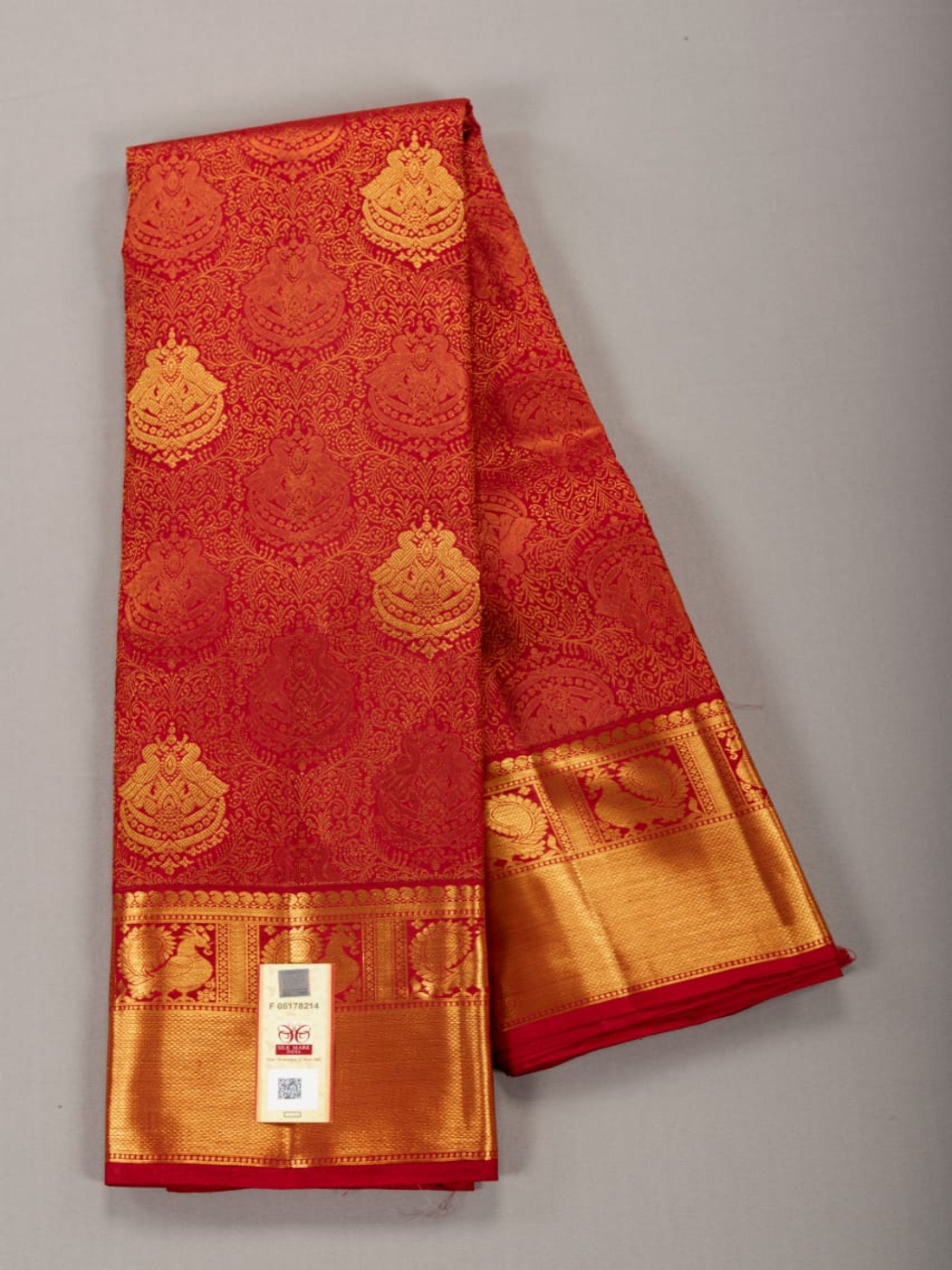 Peacock & Floral Motifs kanjivaram