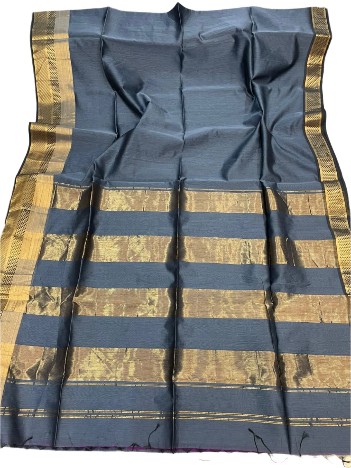 Golden stripe pallu maheshwari