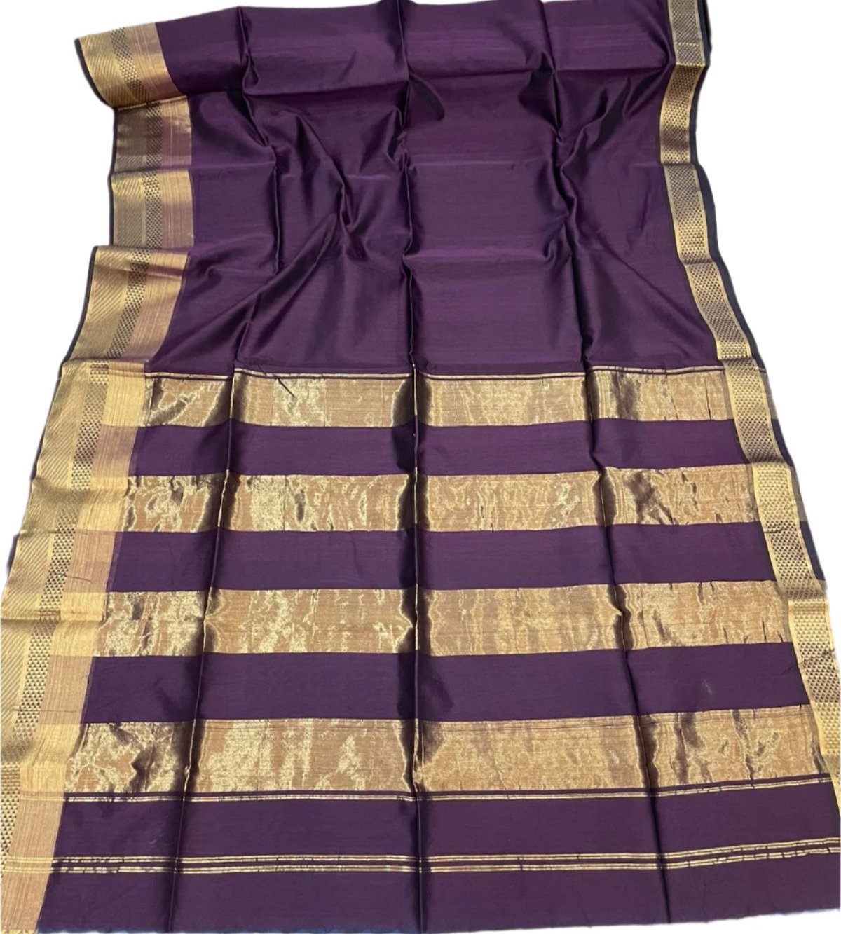 Golden stripe pallu maheshwari