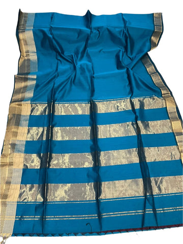 Golden stripe pallu maheshwari