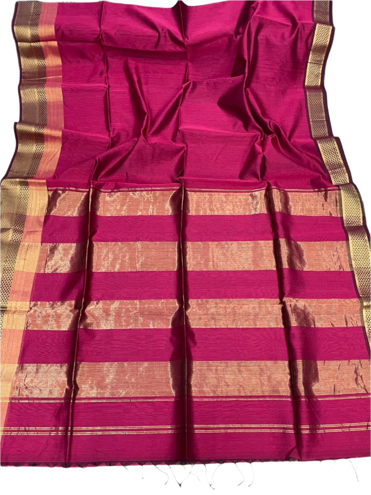 Golden stripe pallu maheshwari