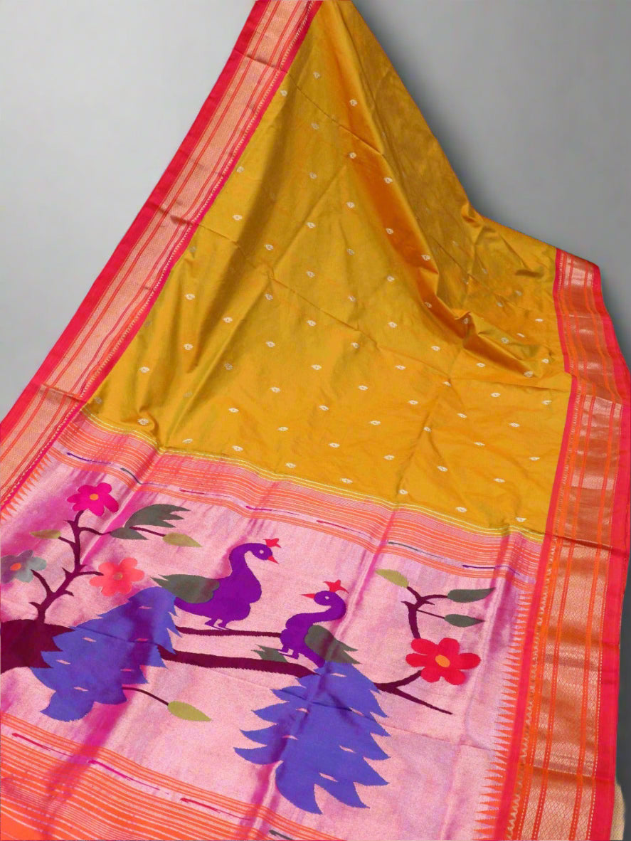 Fancy pallu paithani