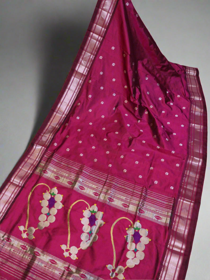 Fancy pallu paithani