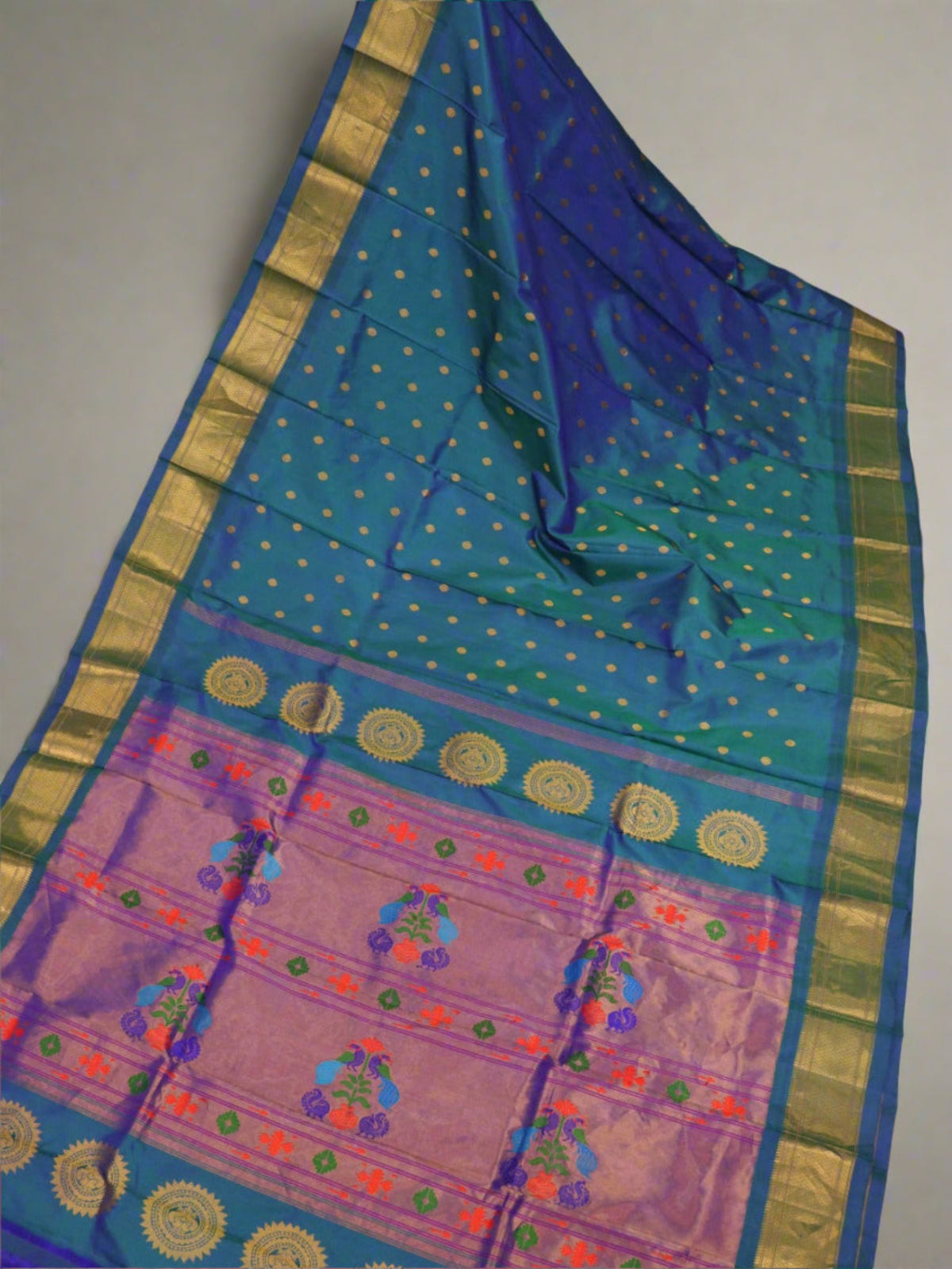 Maharani paithani