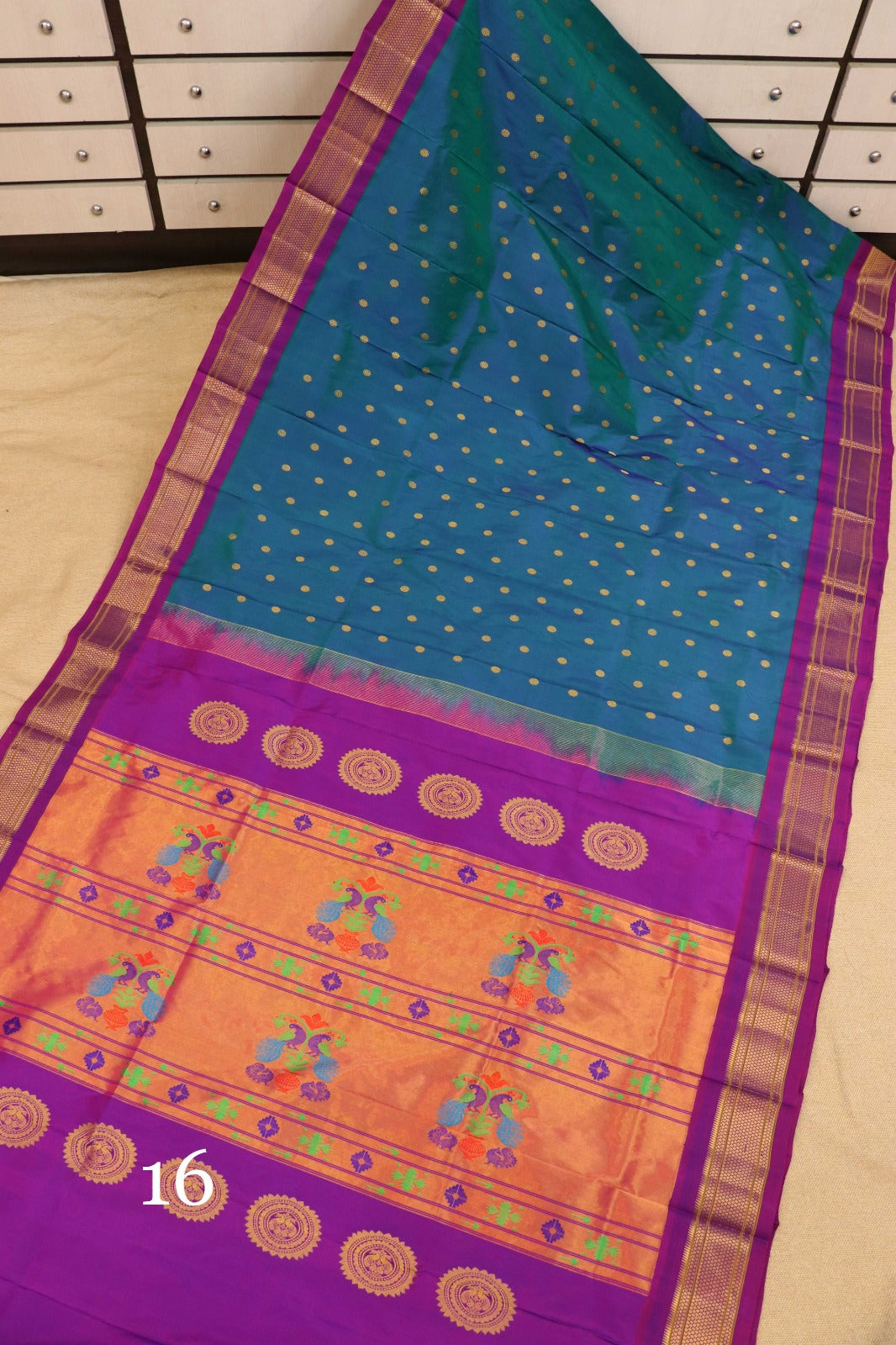 Maharani paithani