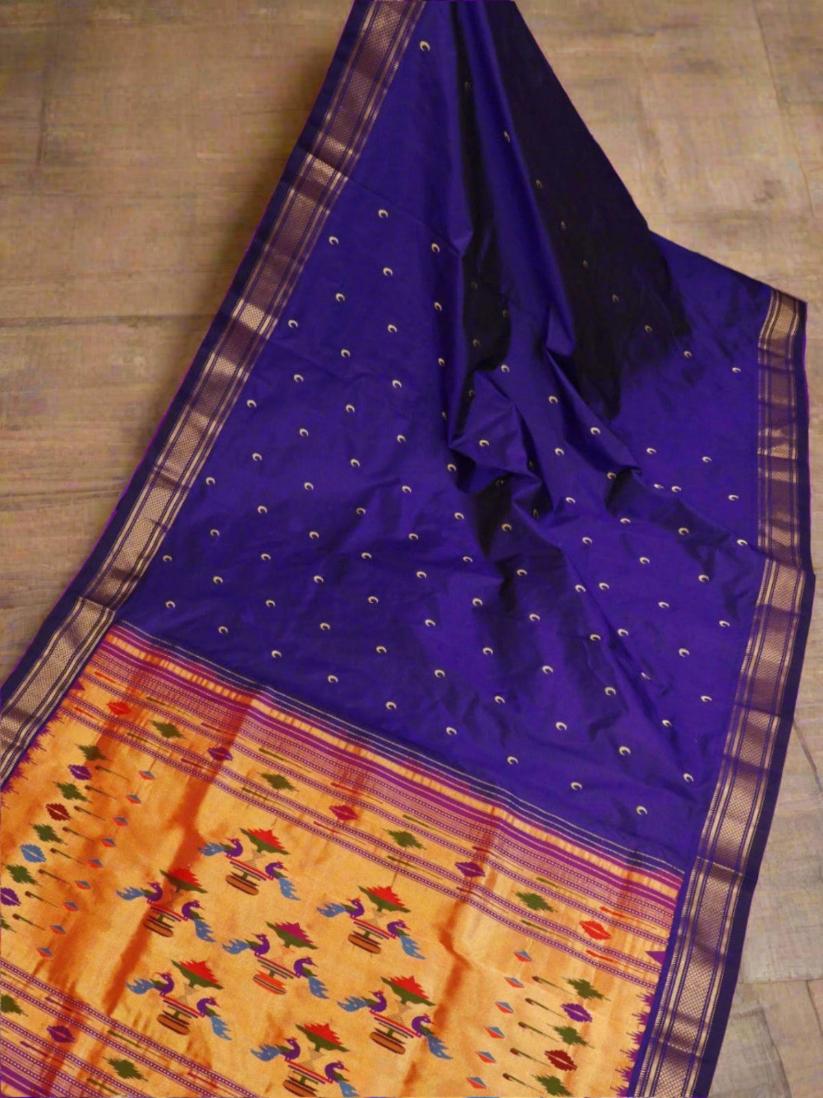 14 Peacock pallu paithani