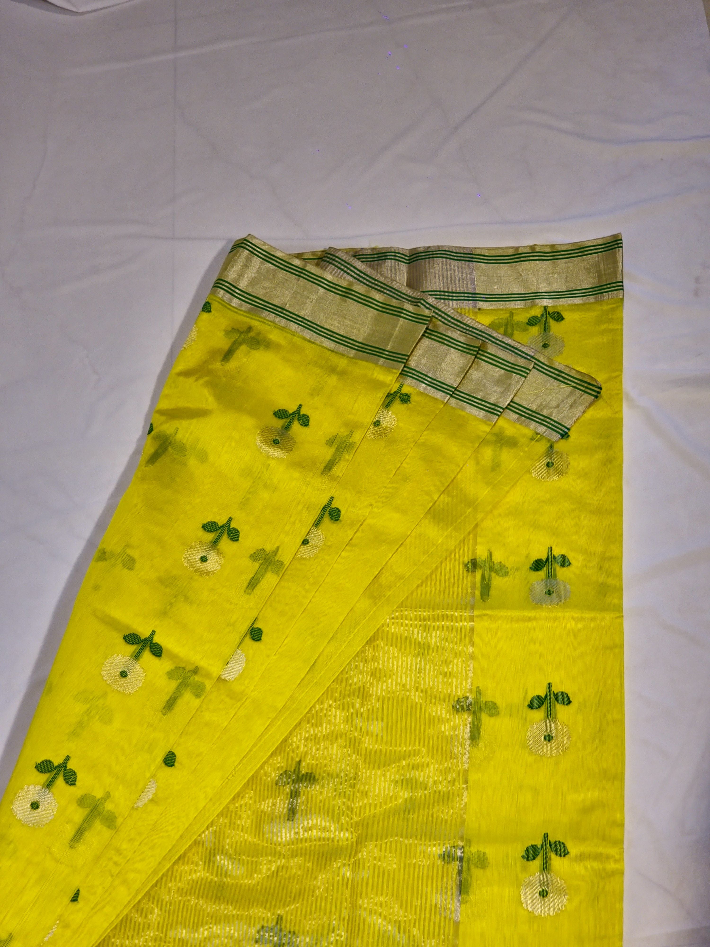 Flower butti Pattu silk